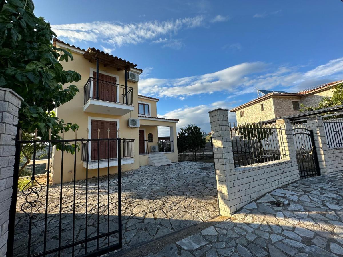 Bacchus Villa Archea Pissa Exteriör bild